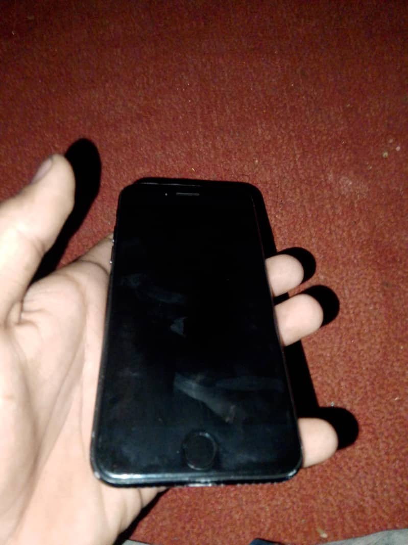 iphone7 ok condition 3