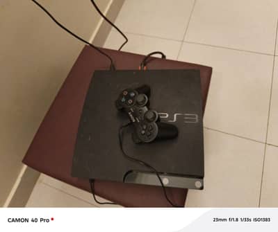 selling my PlayStation 3 good condition
