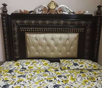 King Size Bed with 2 Side Tables – Heavy Solid Wood – Urgent Sale