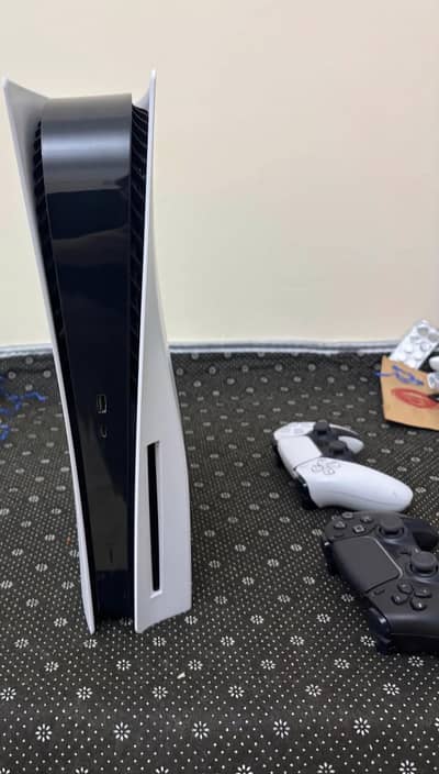 Playstation 5 no box 2 remote