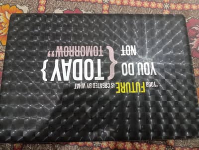 Lenovo IdeaPad Core i7(7th Gen), 8gb Ram, 128gb Fast M2 SSD, Slim Body