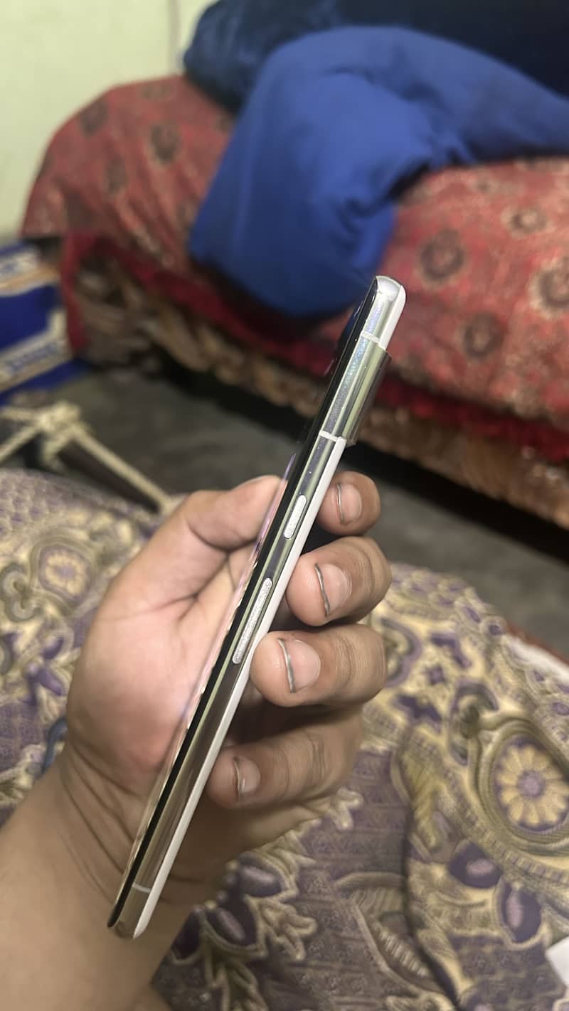 Google pixel 7 pro 2