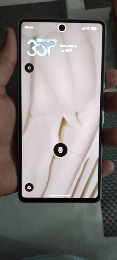 Google pixel 7 white colour 10/10 condition