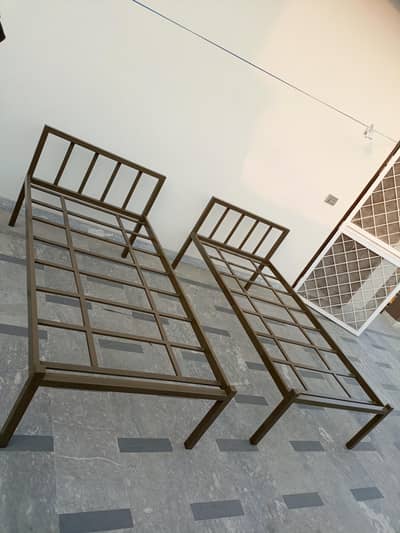 Strong Iron bed for sale, comfortable and easy to use and carry