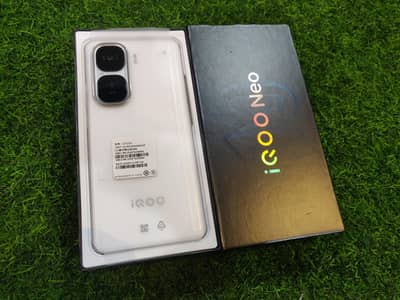 iQOO Neo 10 12/256 with all Accessories. 8 Gen3 Snapdragon 03152196756
