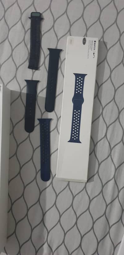 neat and clean aeries 3 Apple watch