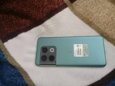 OnePlus 10 Pro 5G – Excellent Condition – Urgent Sale