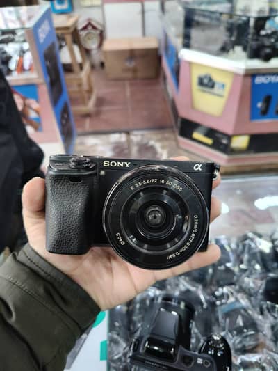 Sony a6300 4k Mirror less camera Complete accessories