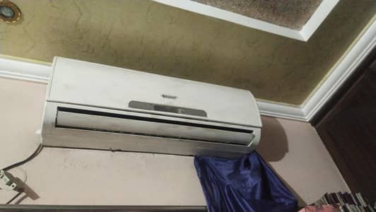 Orient 1.5 ton split Ac non inverter just cool