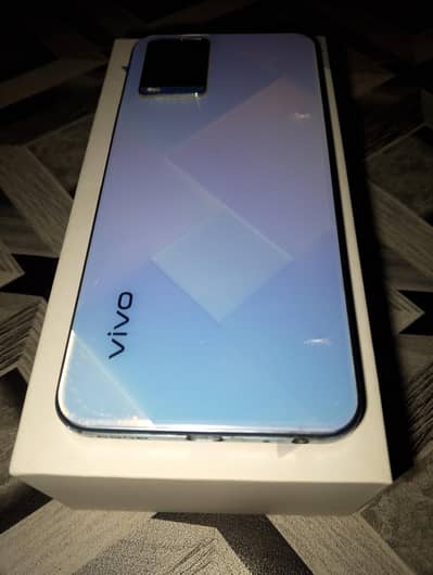 vivo y21 4 64 official approved  with box