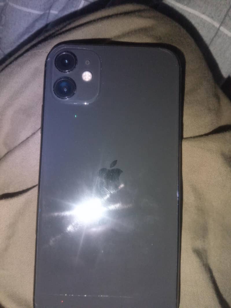 iPhone 11 8