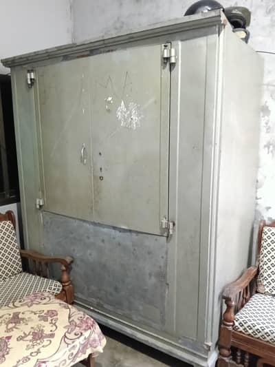 Heavy Steel Safe Almari – Urgent Sale – Sialkot