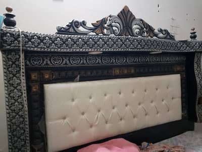 used wooden bed set