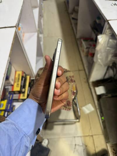 iphone 15 pro max jv