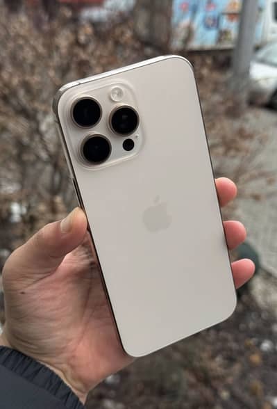 IPhone 16 Pro Max - 96 % BH - 11/10 Crystal Clear