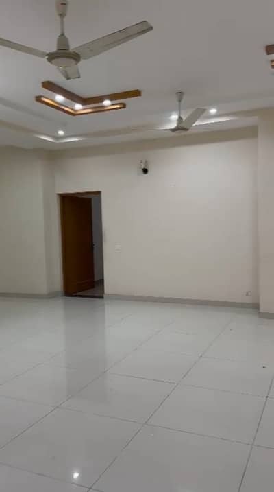 Like New 1.5 Kanal Upper Portion For Rent Bahria Town Ph 07