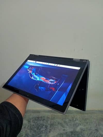 lenovo 300E chromebook is good condition