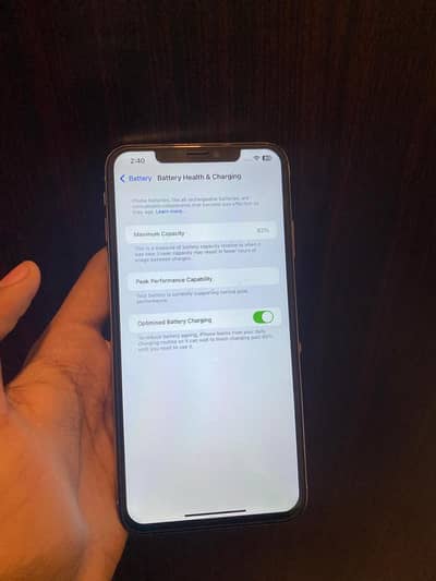 I phone Xs max available