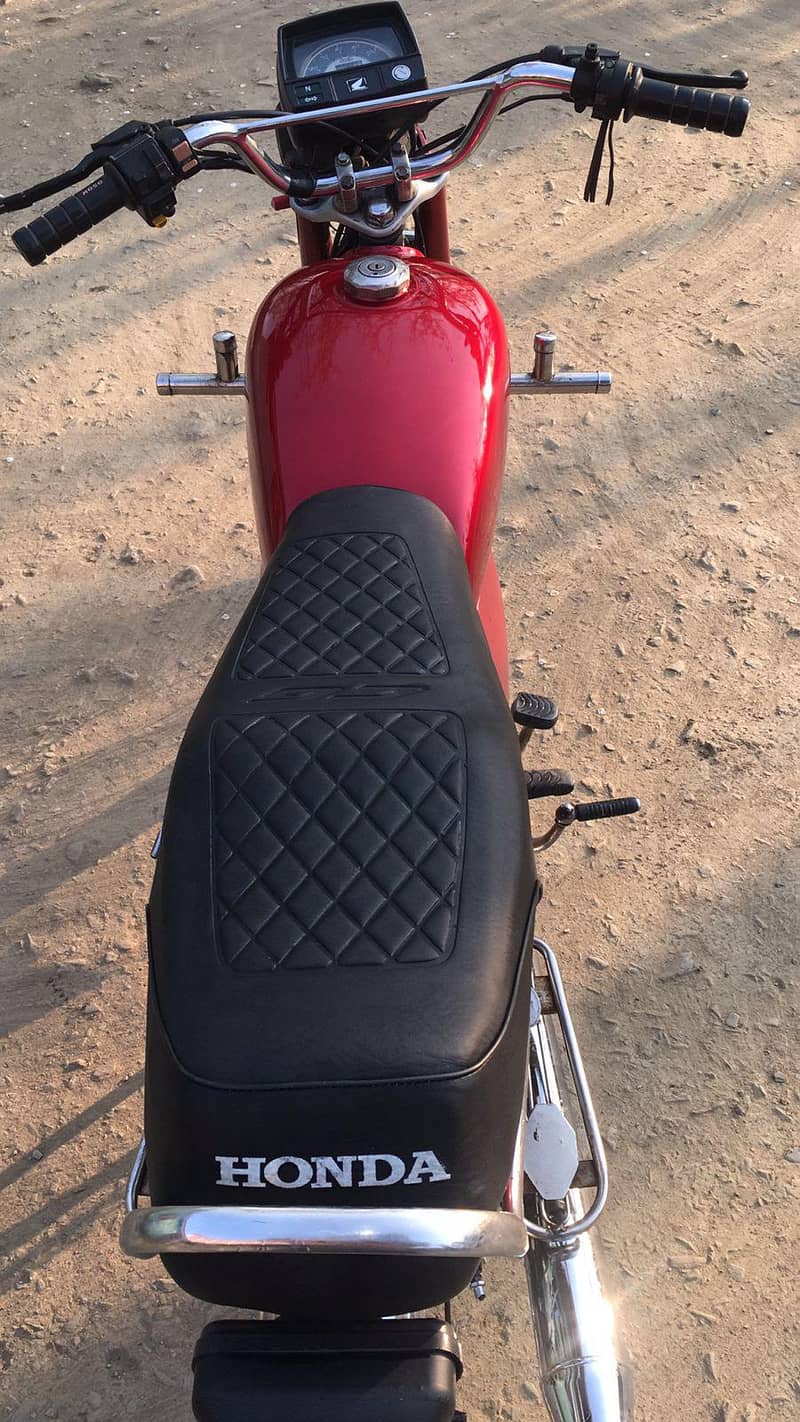 ہونڈا موٹر سائیکل 3