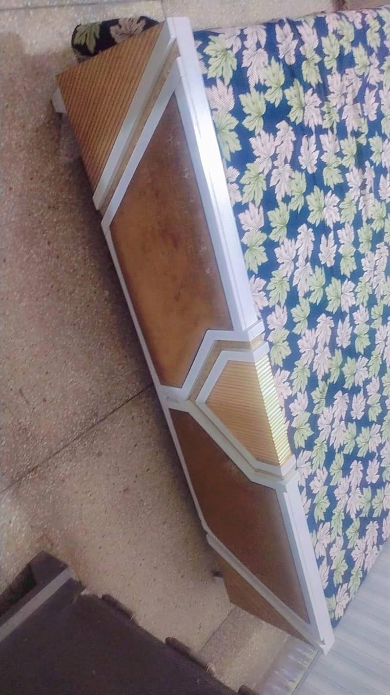 Double bed with 2 side table 3