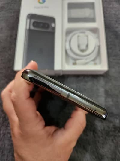 Google pixel 8 pro  12+256gb with complete O328/6676/3.41 my Whatsap