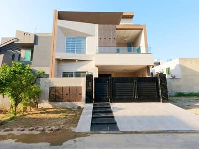 Brand New 8 Marla Beautiful House Available For Sale In Canal Garden Block H