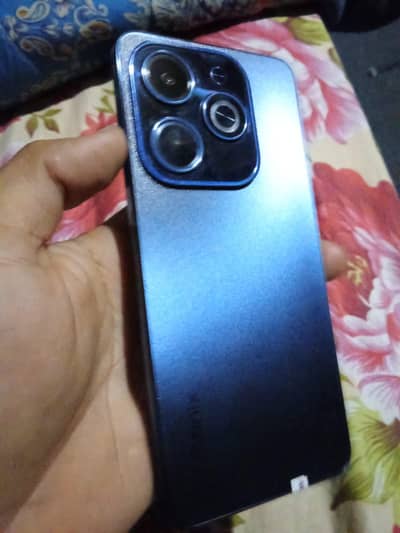 infinix hot 40i 16 /128 type c