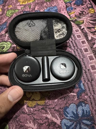 Boya Omic U For Sale 10/10 Condition