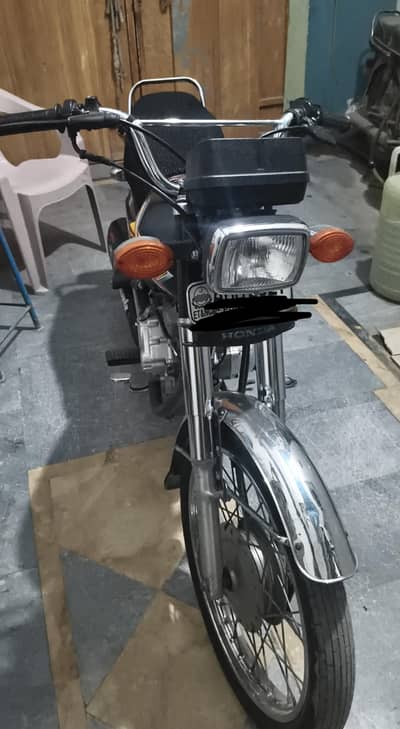 Honda 125  fresh condition one hand Use genuine