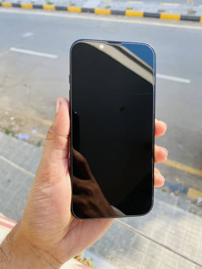 iPhone 16e 256 gb mint condition factory unlocked.