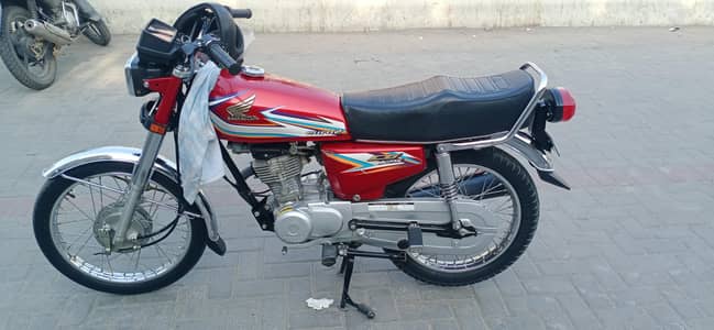 Honda 125 Model 2016 Jeniun
