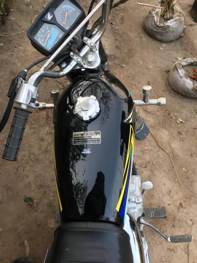 CG 125 for sale 0305. call. 9334.  me.  962