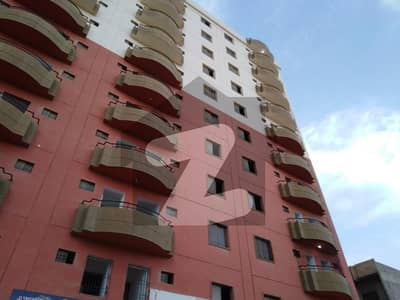 Prime Location Diamond City Flat Sized 650 Square Feet For Sale