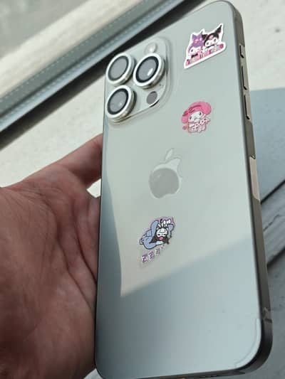 Apple iPhone 15 Pro Max JV 1 TB  Natural Titanium colour Urgent Sale