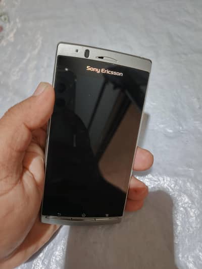 Sony Ericsson arc s. . . antique mobile my WhatsApp 03234040820