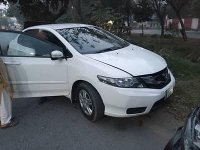 Honda city IVTEC 10/10 CONDITION