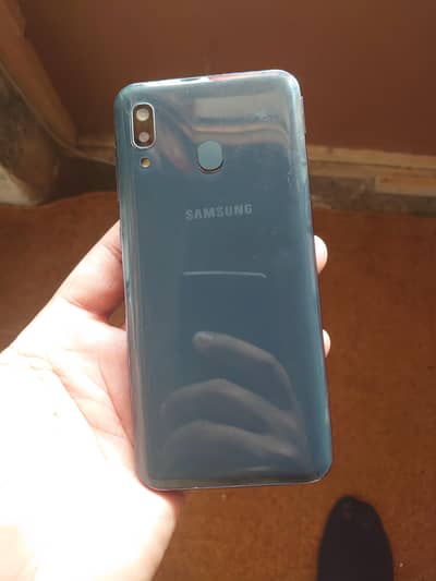 Samsung A20 4/64