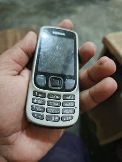 Nokia 6303. . . . my WhatsApp 03234040820