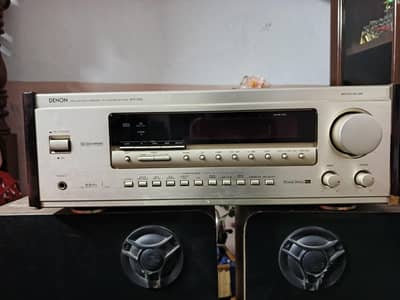 Denon amplifier with speakers