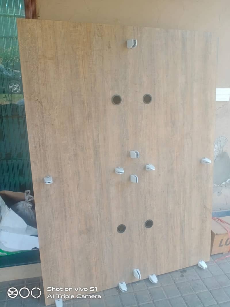 Office workstation table 2