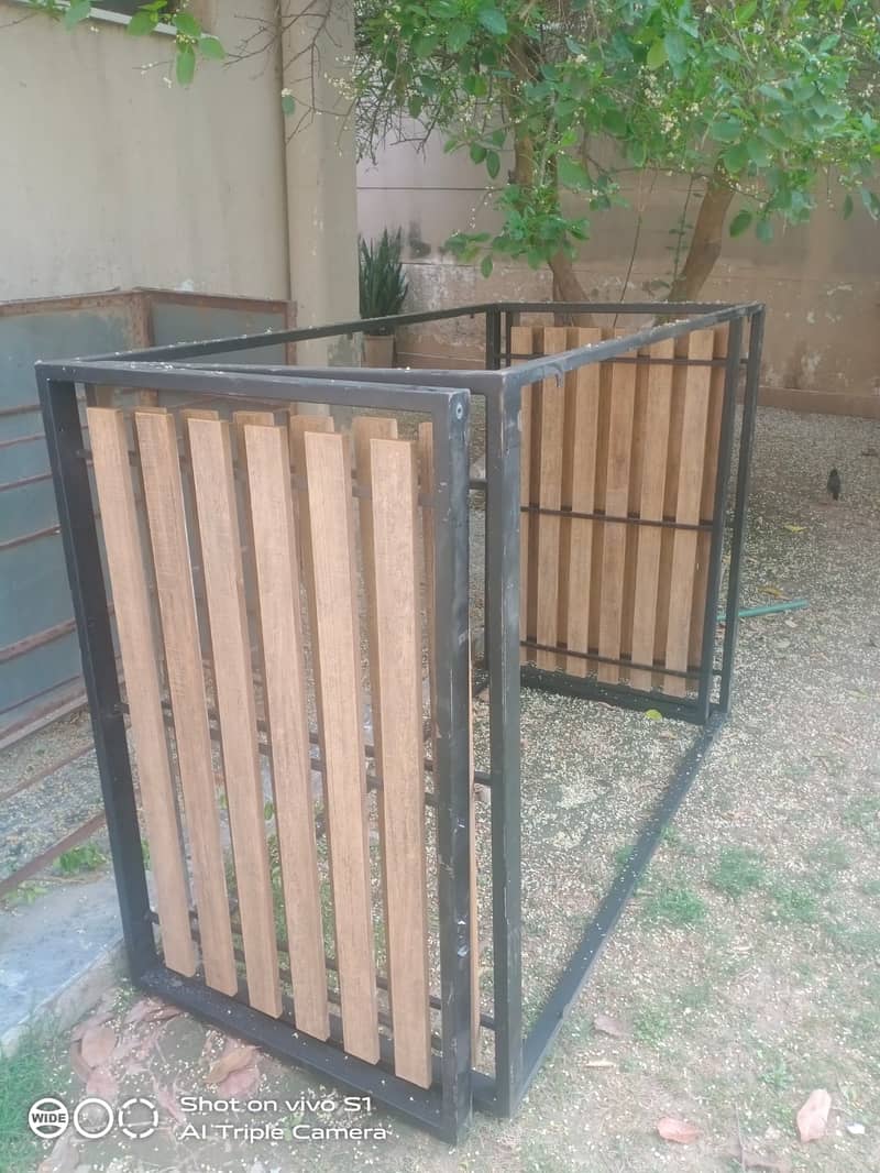 Office workstation table 0