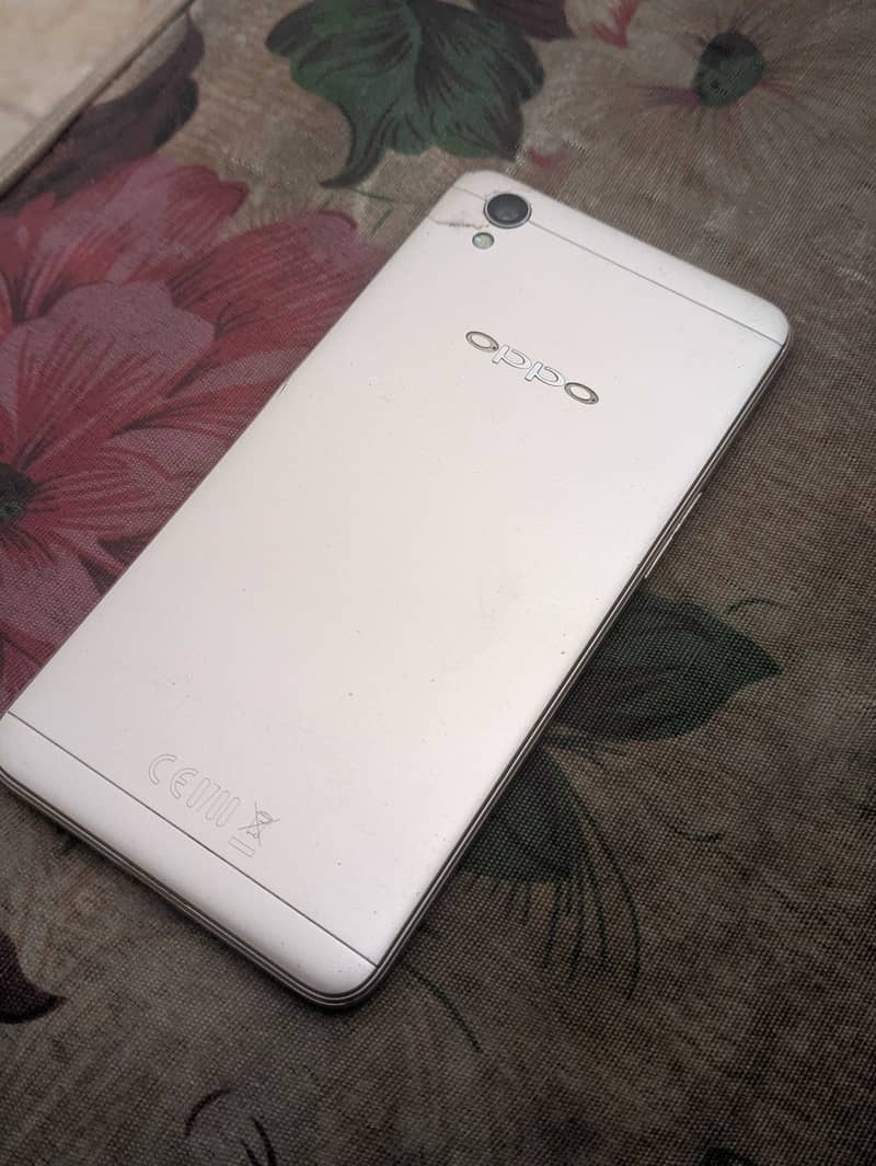 OPPO A3 0
