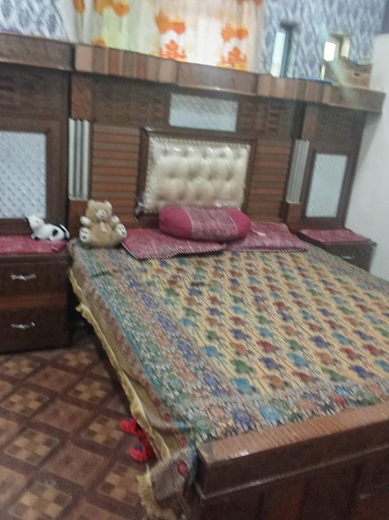 double bed with dressing table 1