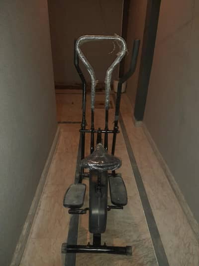 Exercise cycle Gym Fitness Elliptical Air Bike Orbitrac  Machine