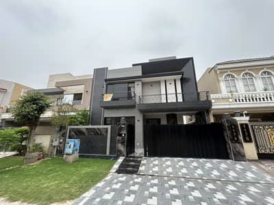 10 Marla Brand New Modern House For Sale In Paragon City