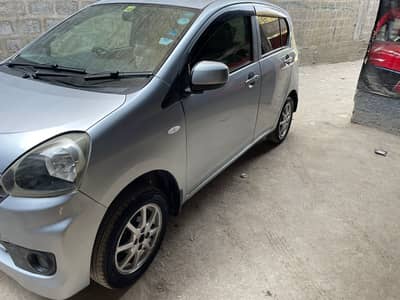 Daihatsu Mira 2012