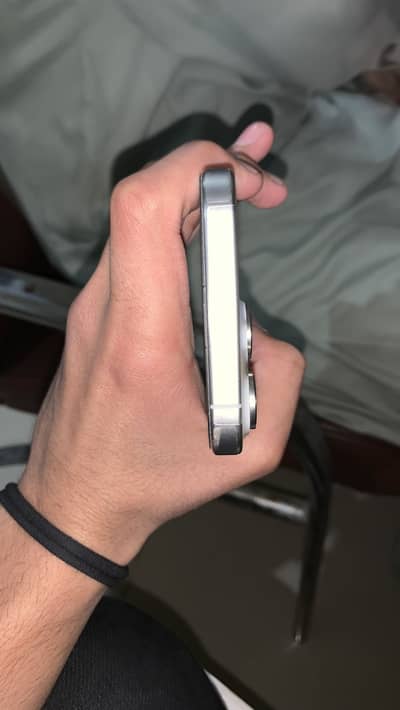 Iphone 15 pro max desert titanium 256gb non pta jv