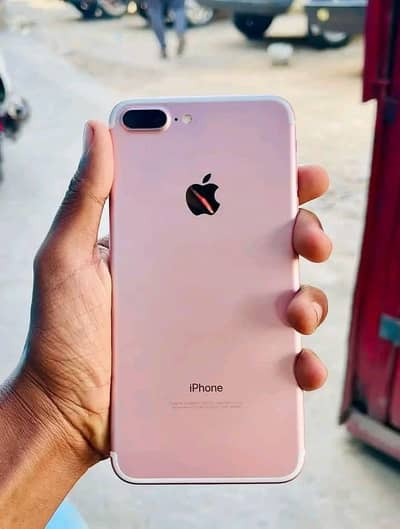 iphone 7 plus 128 GB my WhatsApp number 03 25 022 67 56