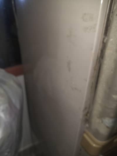 پرانا اورجنل والا ڈاولینس گیس بھروانی ہے 20 ہزار سے کم والے رابطہ نہ ک