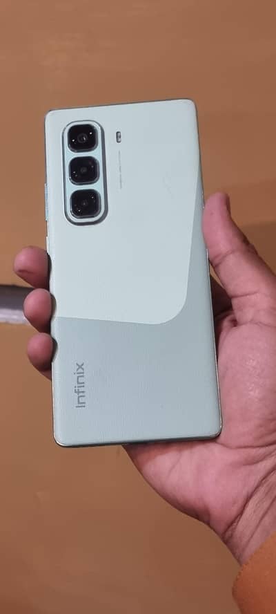 Infinix hot 50 pro plus